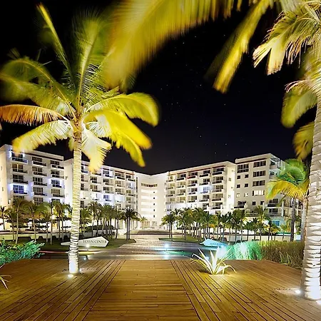 The Suite Playa Blanca-3